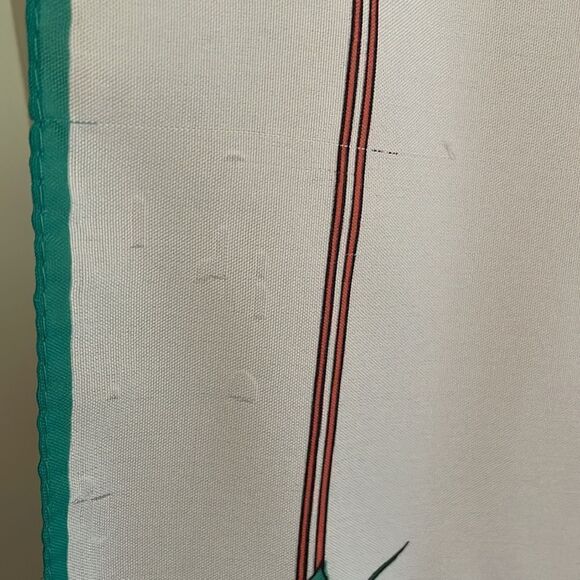 Vtg 70s/80s white polyester floral large square scarf - Picture 7 of 12